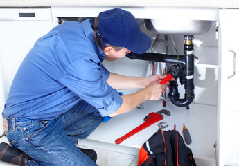 Reasons to Hire a Plumber